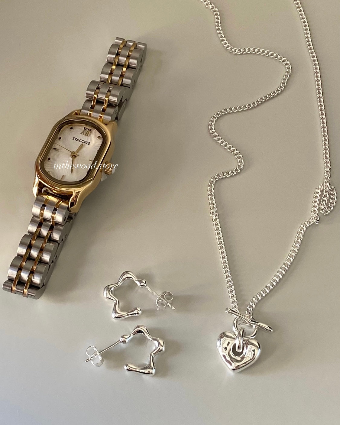 Classic Oval Steel WATCH