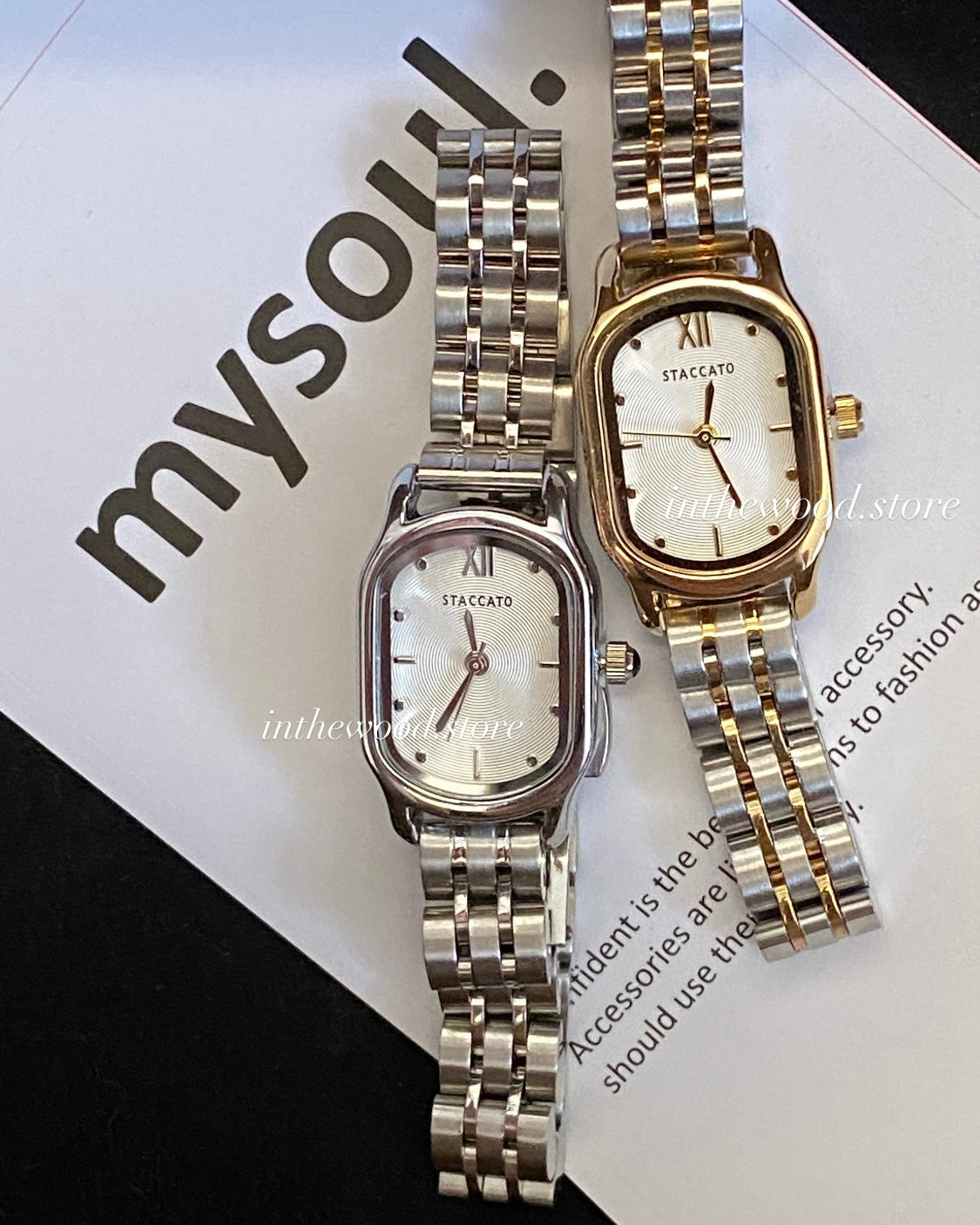 Classic Oval Steel WATCH