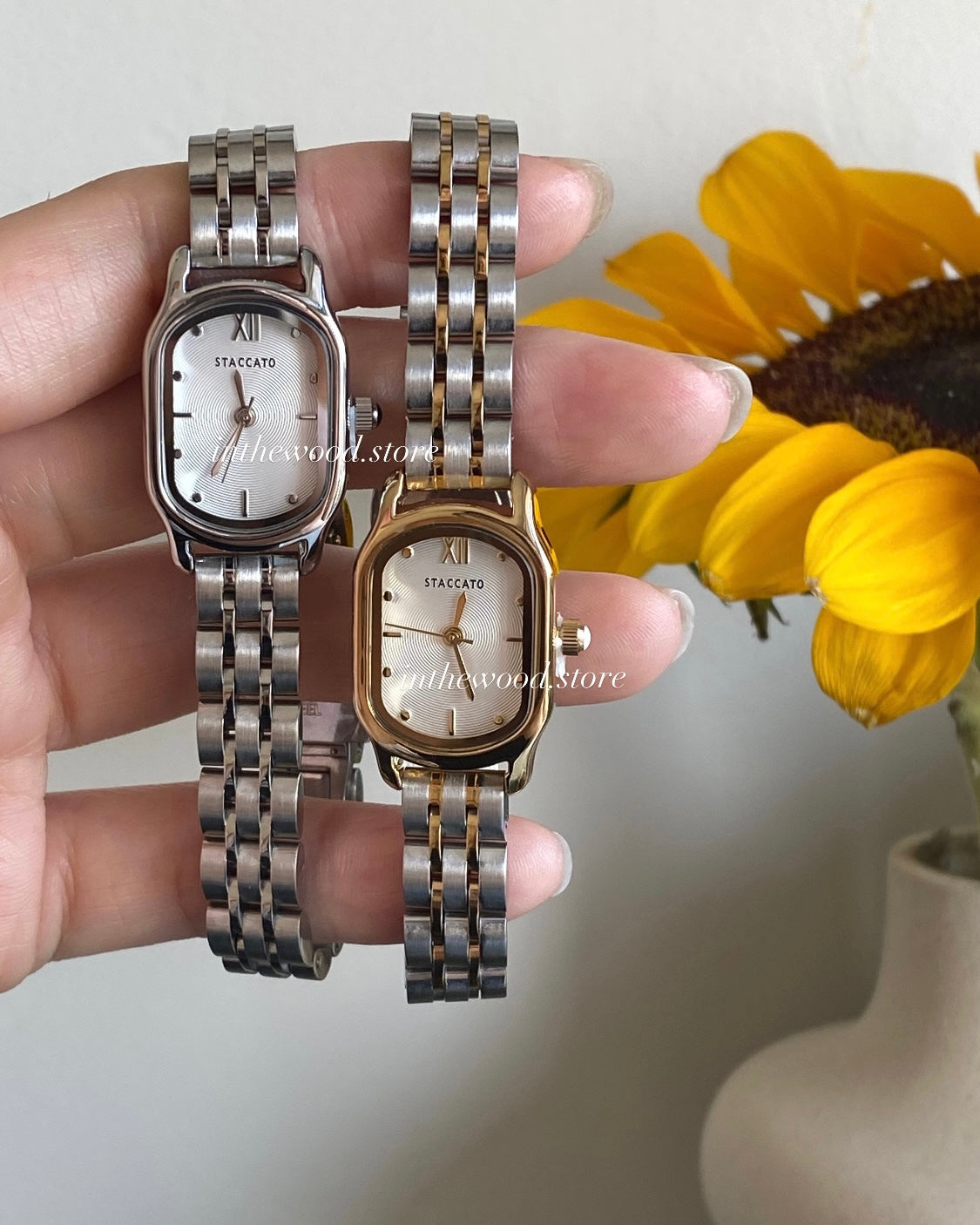 Classic Oval Steel WATCH