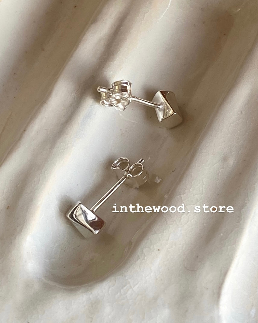 [925silver] Mini Cubes Earrings