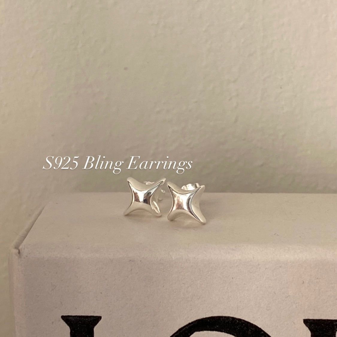 [925silver] Bling Earrings
