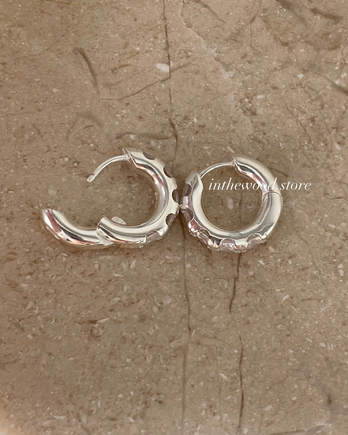 [925silver] Bold Shine One Touch Earrings