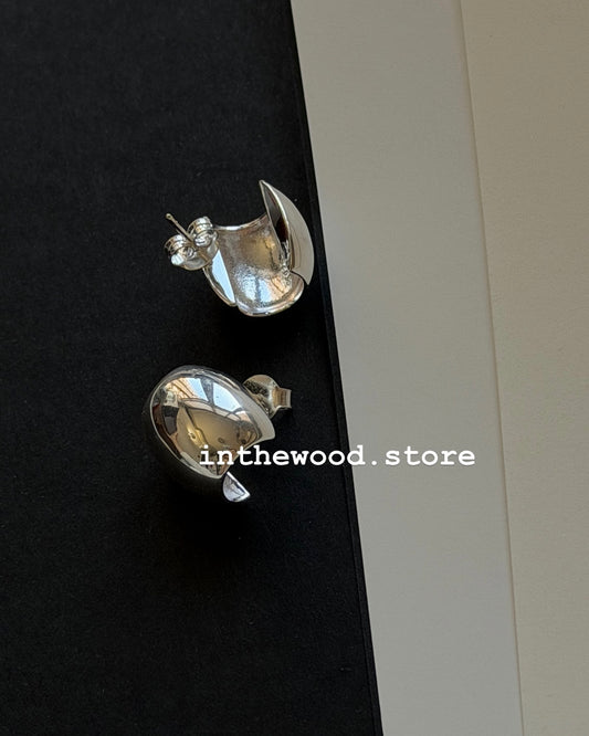 [925silver] Bold Curve Earrings