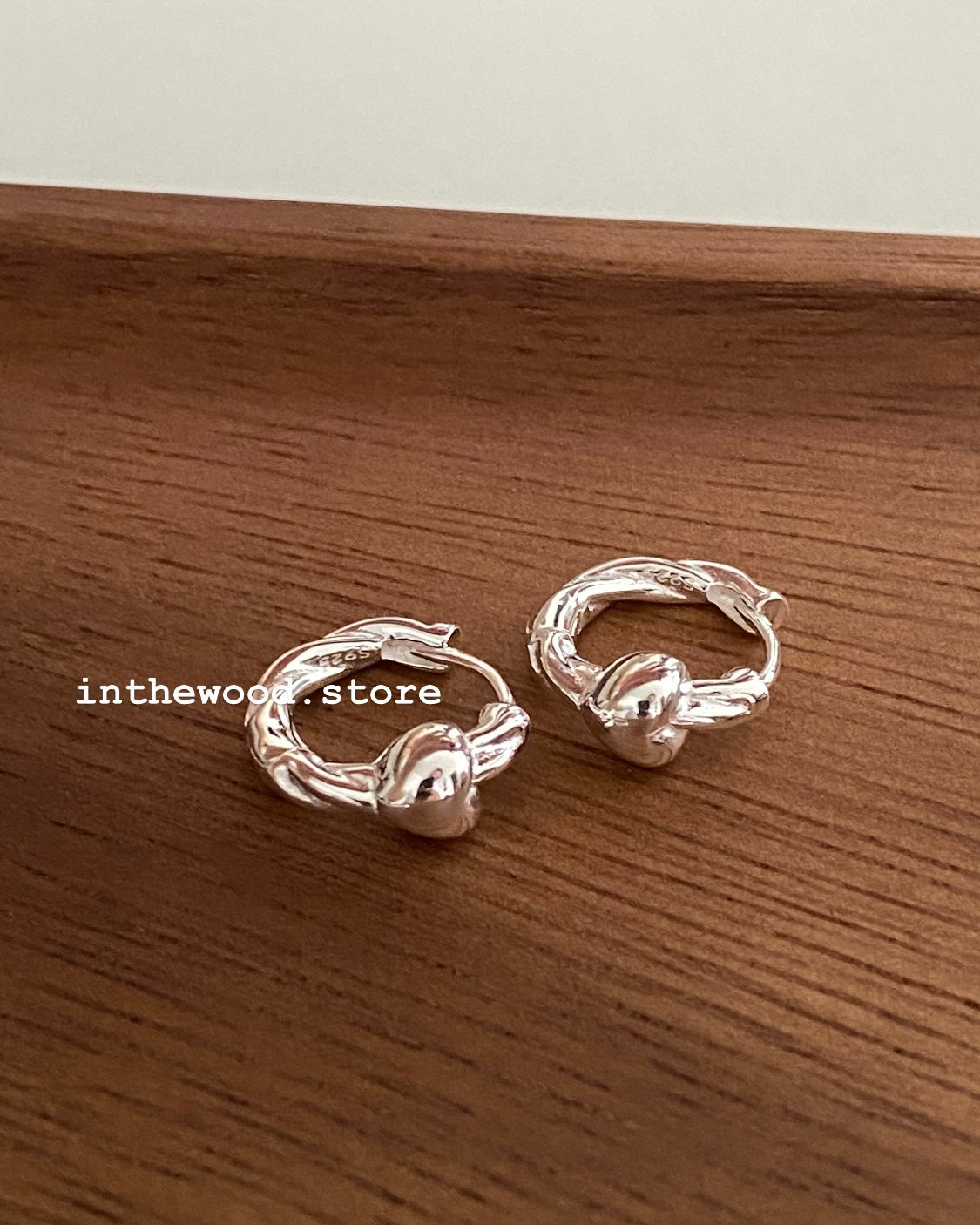 [925silver]Twist Heart One Touch Earrings