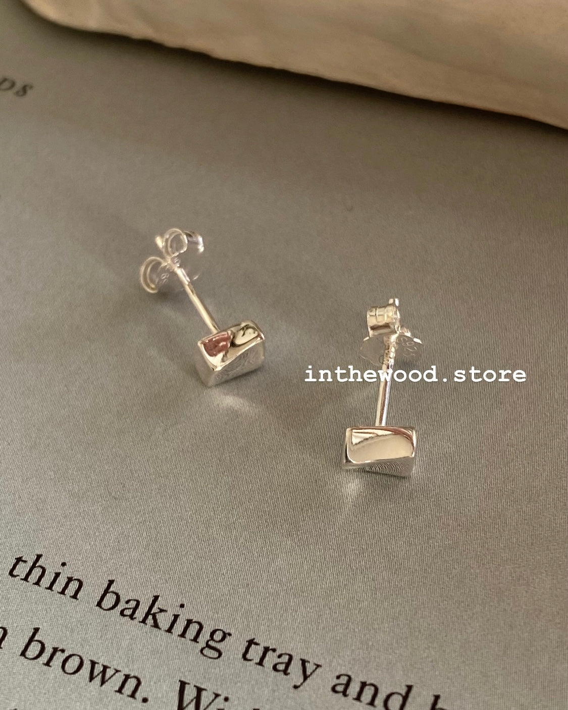 [925silver] Mini Cubes Earrings