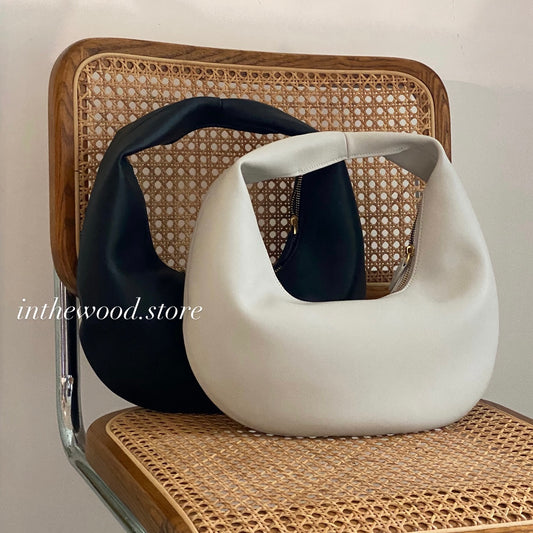 [真牛皮] Moon Bag