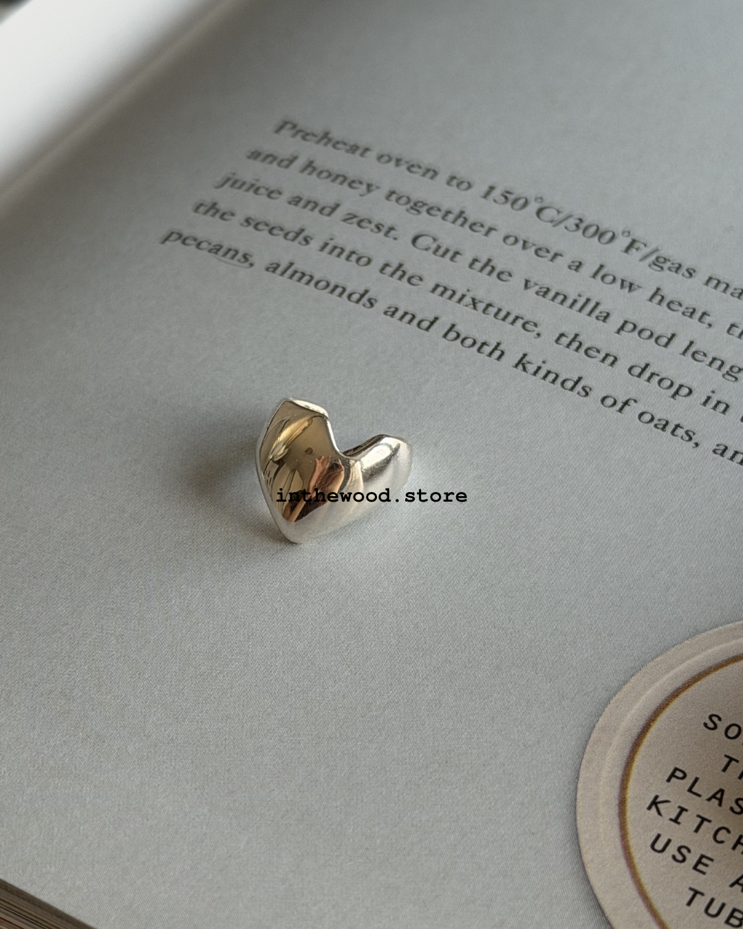 [925silver] Bold Heart Ear Cuff