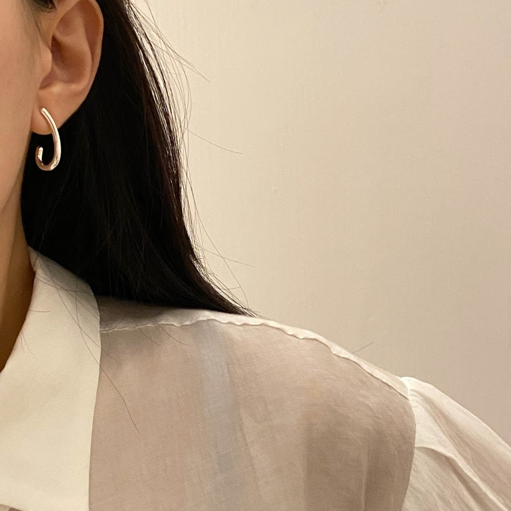 推薦款✨ [925silver] Whirl Earrings