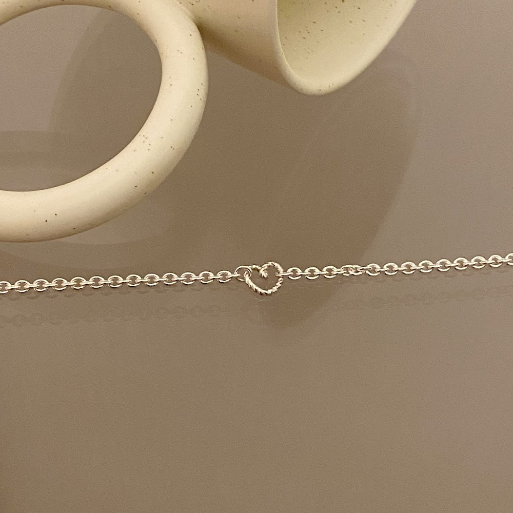 [925silver] Twist Heart Bracelet