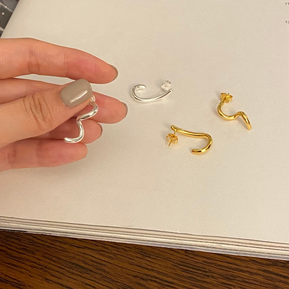 推薦款✨ [925silver] Whirl Earrings