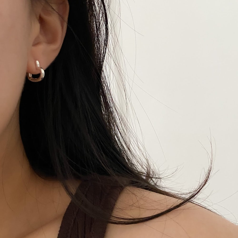 [925silver] Heart Hole Earrings