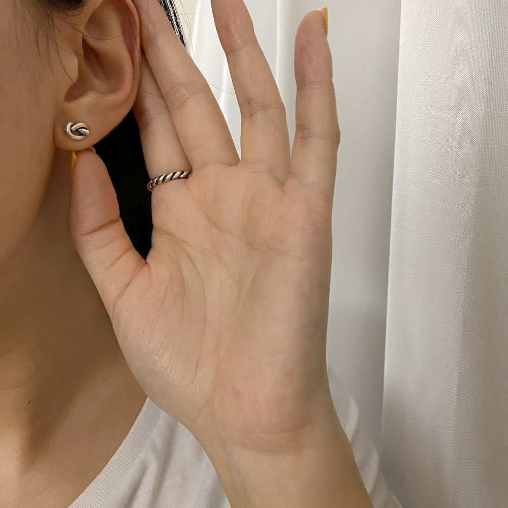 [925silver] Pretzel Earrings