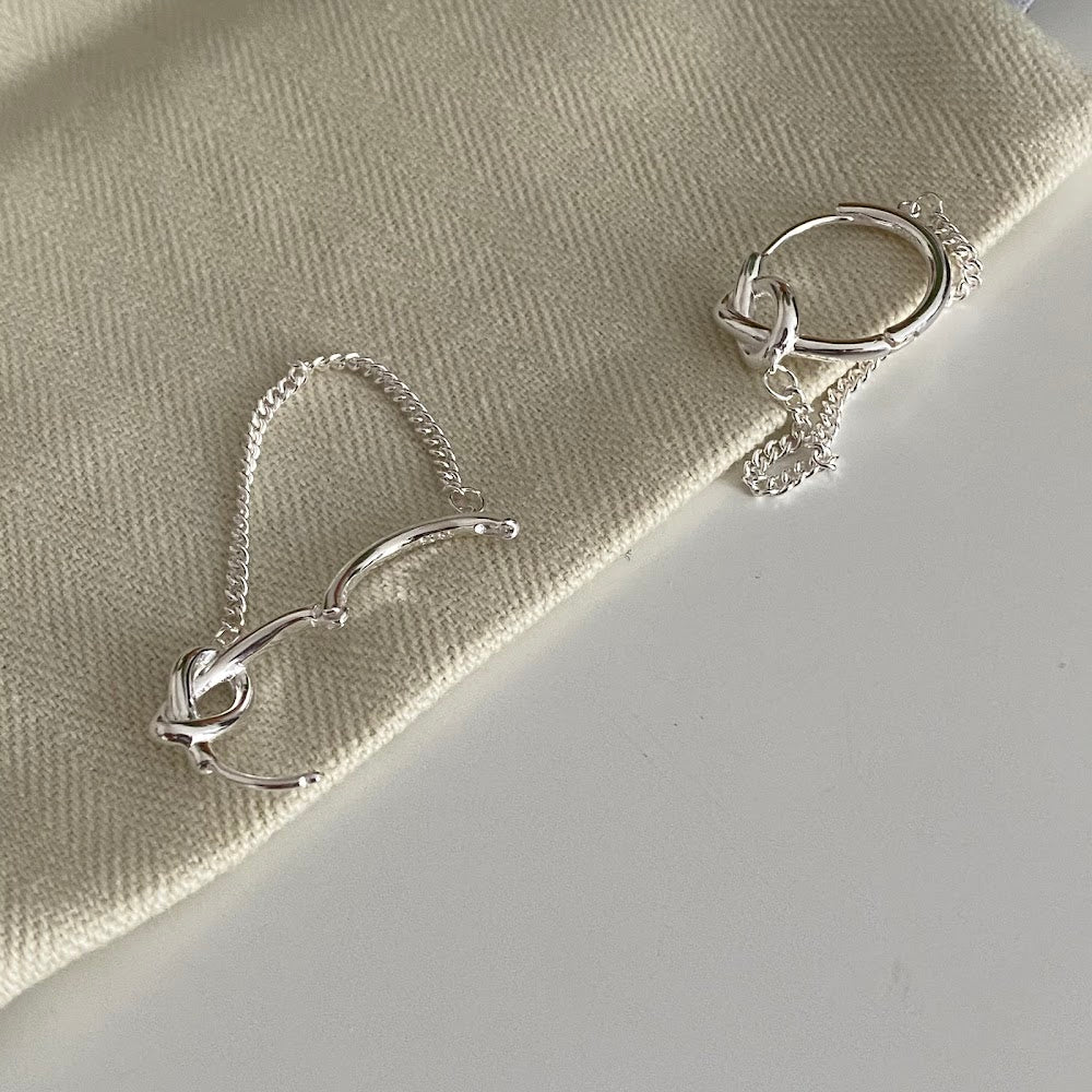 [925silver] Knot Line Earrings