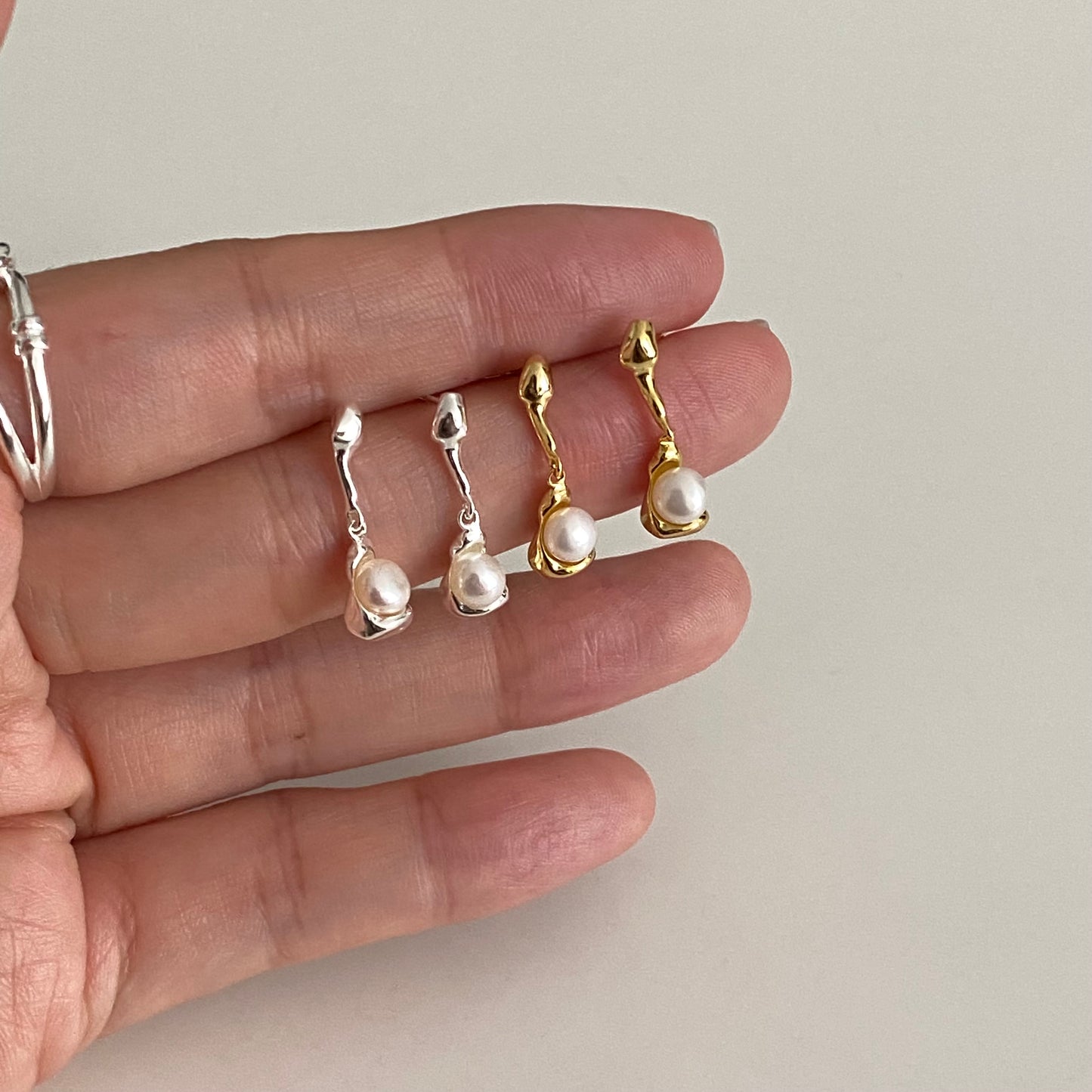 [925silver] Irregular Pearl Earrings