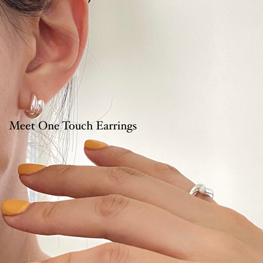 [925silver] Meet One Touch Earrings